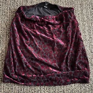 Windsor Red Velvet Heat Skirt Mini